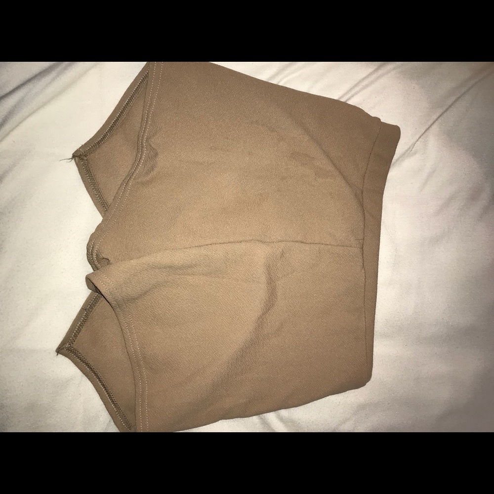 skort - Picture 3 of 3